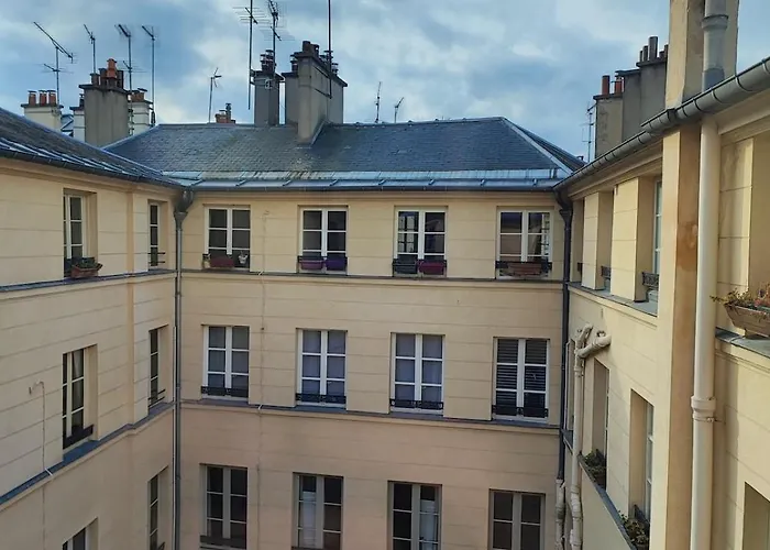 Spacieux A 5 Minutes Du Chateau De
