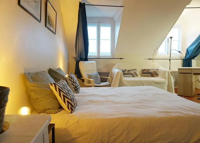 Spacieux A 5 Minutes Du Chateau De Апартаменты Версаль